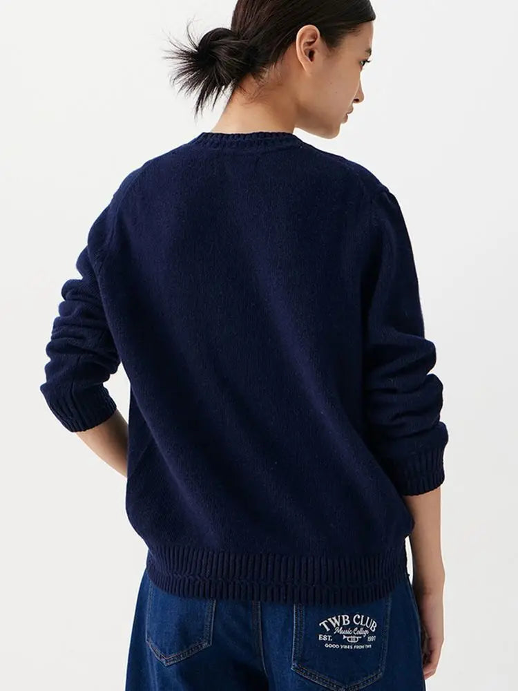 Women’s Embroidered Knit Sweater – Long Sleeve Pullover