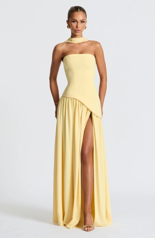 Women's Structured Polyester Cocktail Dress | Elegant Strapless High Slit Design - Velshara store