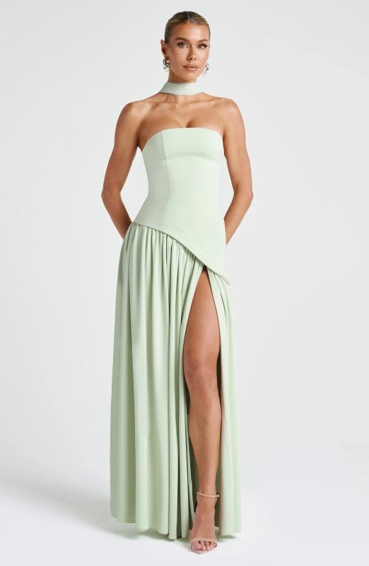 Women's Structured Polyester Cocktail Dress | Elegant Strapless High Slit Design - Velshara store